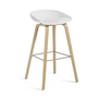 HAY - About A Stool AAS 32 H 65 cm, Eiche lackiert / Edelstahl / white 2.0 (Filzgleiter)
