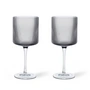 Ferm Living - Ripple Rotweinglas, smoked grey (2er-Set)