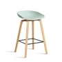 HAY - About A Stool AAS 32 H 65 cm, Eiche lackiert / Stahl schwarz / dusty mint 2.0 (Kunststoffgleiter)