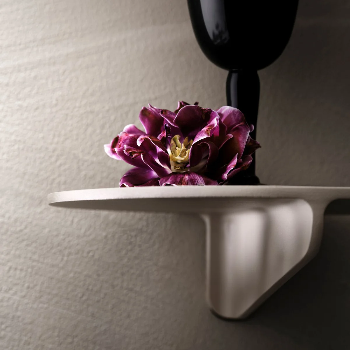 String - Museum Wandablage