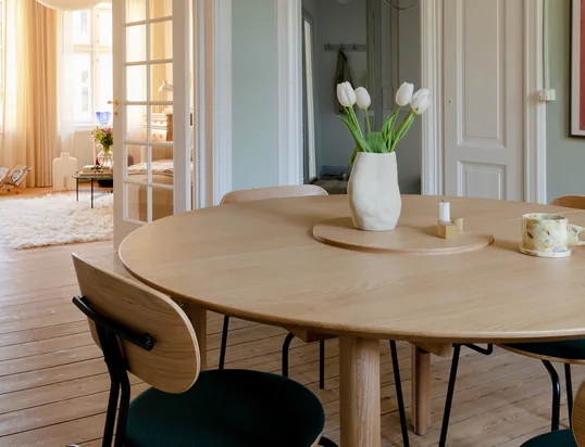 Hier finden Sie unsere Auswahl an Tischen ...