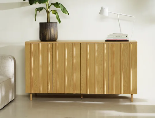 Finden Sie eine Vielfalt an Sideboards in unserem Connox Shop.