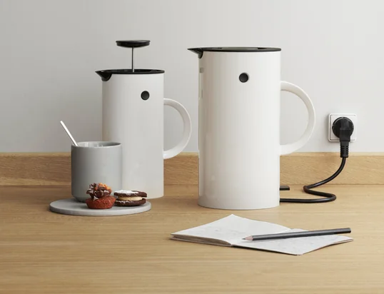 Finden Sie eine Vielzahl an Wasserkochermodellen in unserem Online-Shop. Gestalten Sie Ihre Küche mit schönen, funktionalen Küchengeräten.