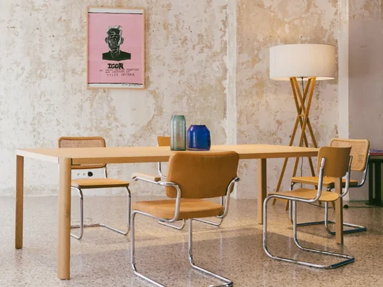 Der Thonet Esstisch 1140.