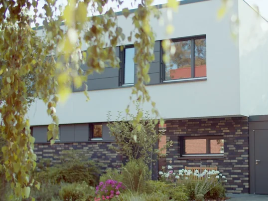 Lieblingsräume-Außenansicht-vom-Haus