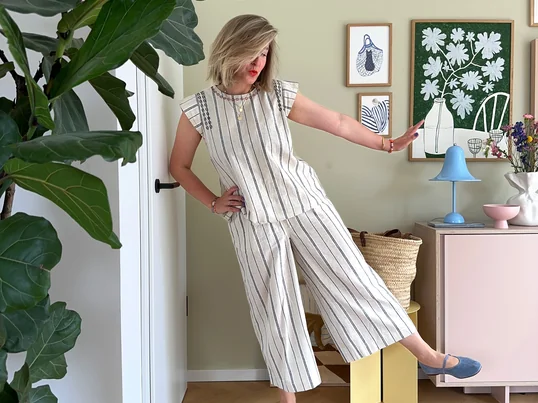 Dopamine Decor ist der absolute Trend des Jahres! Influencerin Sylwia zeigt dir, wie du Farbhighlights harmonisch in dein Zuhause integrieren kannst, ohne den Raum zu überladen.