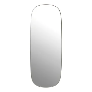 Der Framed Mirror, groß in grau / Klarglas von Muuto