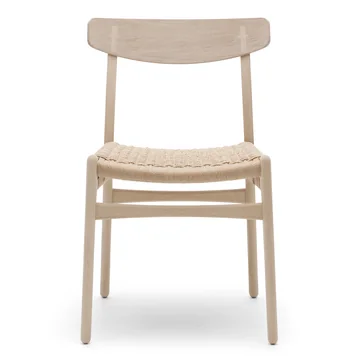 Der Carl Hansen - CH23 Chair, Eiche geseift / Naturgeflecht