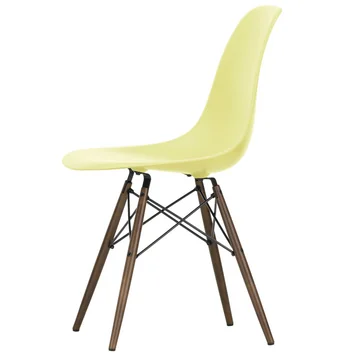 Eames Plastic Side Chair von Vitra