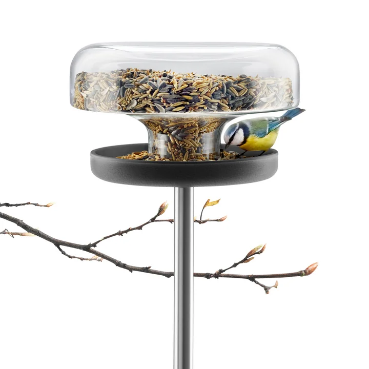 Eva Solo - Bird Table, mit Vogelfutter und Ast