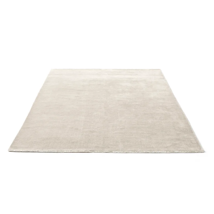 Der &Tradition The Moor Rug - AP7 mit einer Größe von 200 x 300 cm in Beige Dew