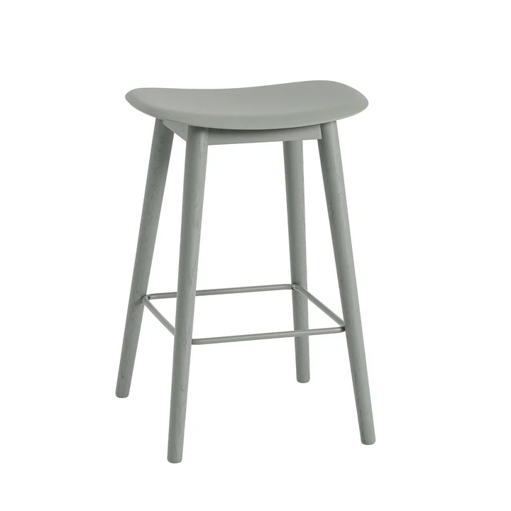 Fiber Barhocker Wood Base H 65 cm von Muuto in Grau
