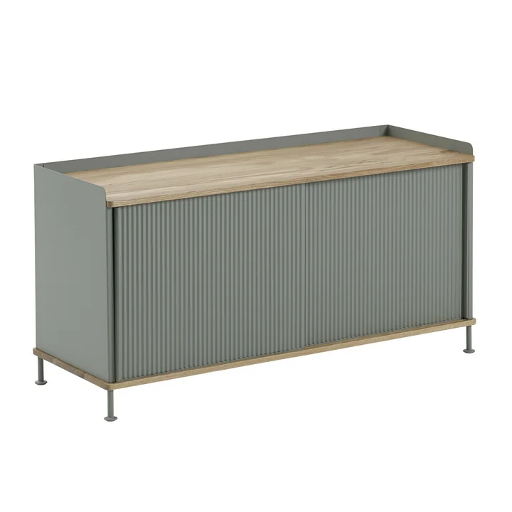 Enfold Sideboard niedrig von Muuto in Eiche / Dusty Grün