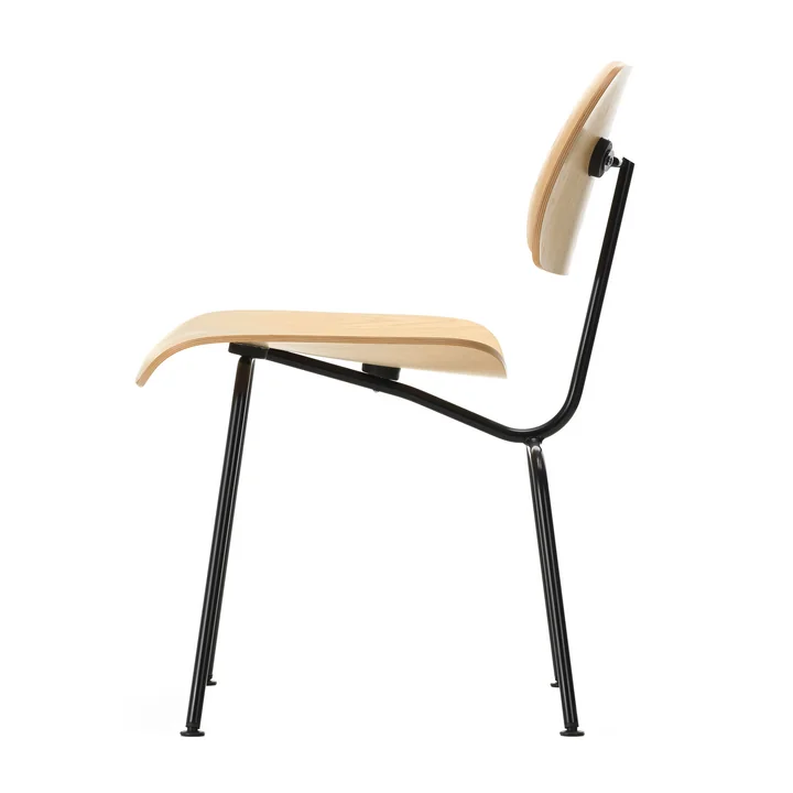 Der Vitra - Plywood Group DCM Stuhl in Esche natur / basic dark