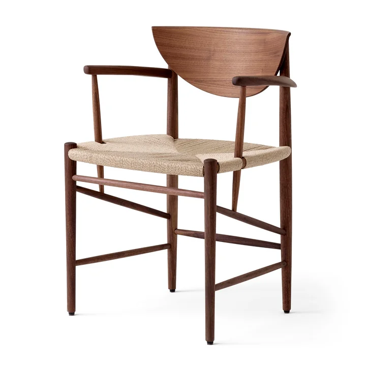 Drawn HM4 Armlehnstuhl von &Tradition in Walnuss geölt / Papierkordel natur