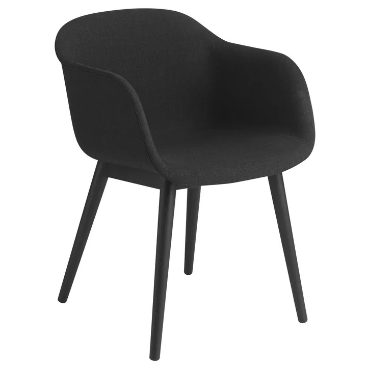 Fiber Chair Wood Base, schwarz / Remix 183 von Muuto