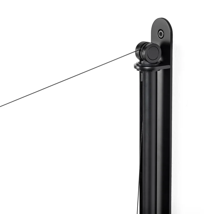 Die Fifty-Fifty Wandleuchte, soft black von HAY