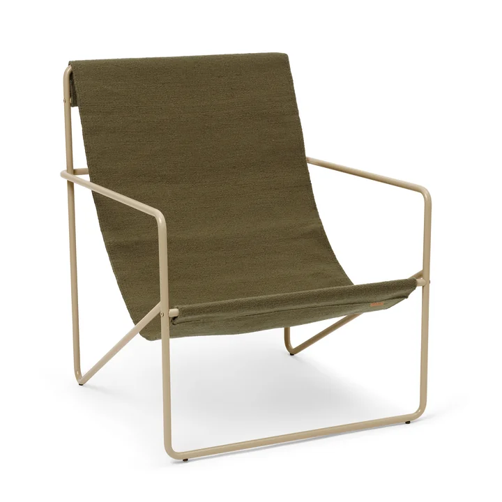 Der Desert Lounge Chair von Ferm Living in cashmere / olive