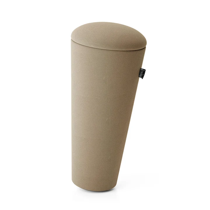Der Stand-Up Hocker von Wilkhahn, beige
