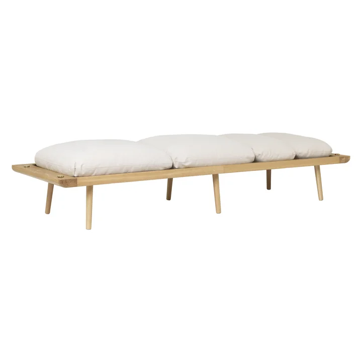 Lounge Around Daybed, Eiche / white sands von Umage
