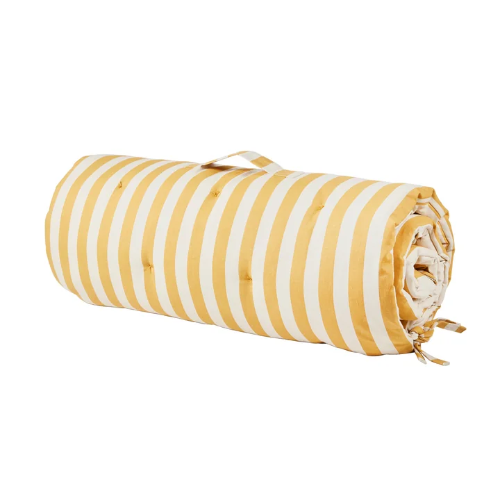 Strand Teppich von Broste Copenhagen in der Farbe harvest gold