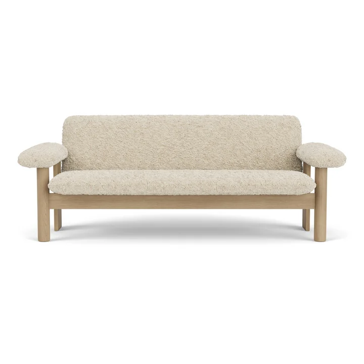 Brasilia 2-Sitzer Sofa, Eiche natur / Schaffell natur von Audo