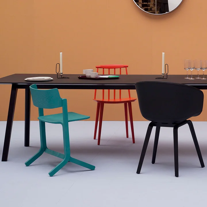 J77 Chair mit About A Chair AAC 22 von HAY