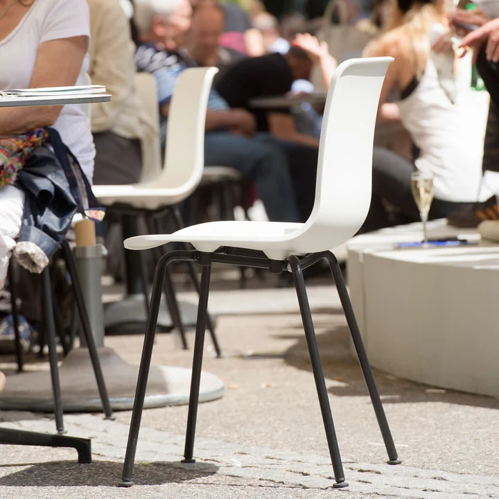 Hal Tube Stuhl von Vitra in Weiß/Schwarz