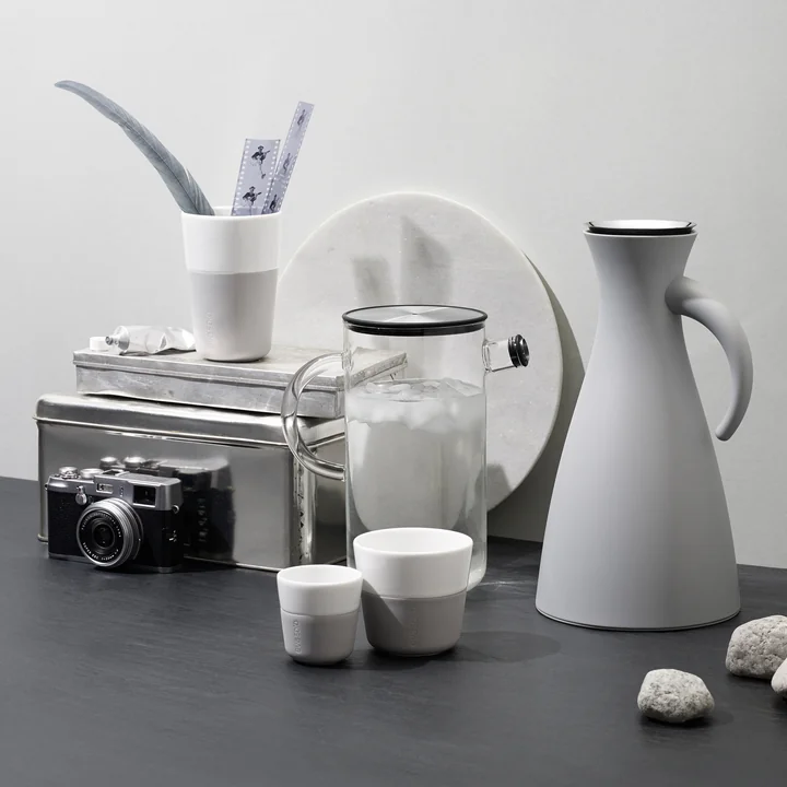 Edel gedeckter Tisch mit Eva Solo