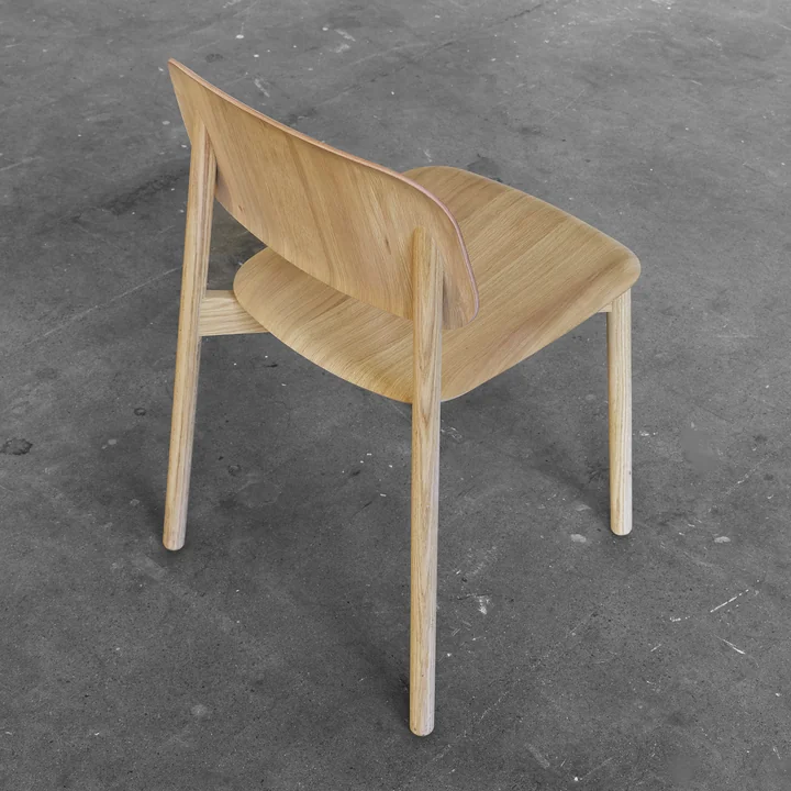 Der HAY - Soft Edge Stuhl in Eiche matt lackiert