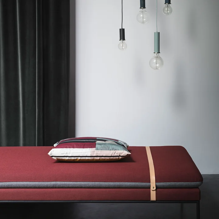 Das Ferm Living - Turn Daybed wool in dunkelgrau