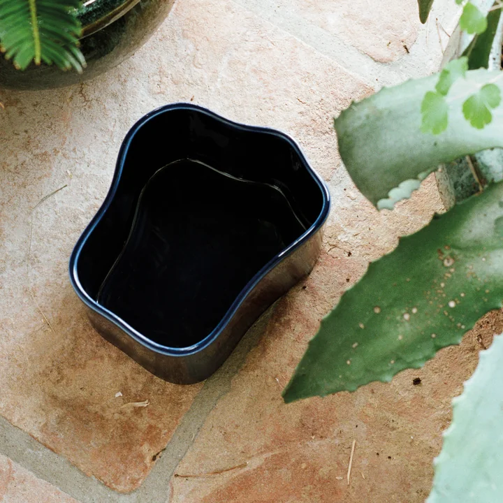 Riihitie Übertopf von Artek