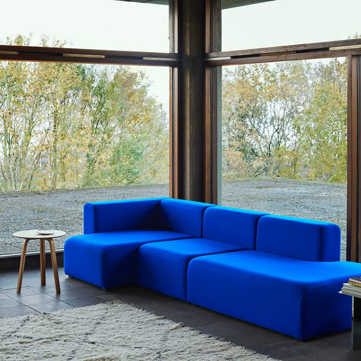 Das HAY - Mags Soft Sofa 3-Sitzer 3 Tonus und der Bella Beistelltisch