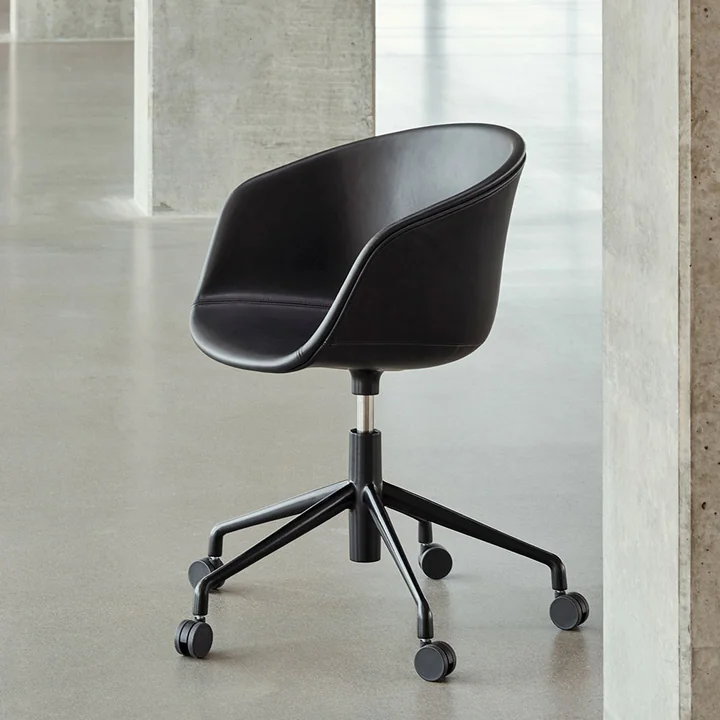 Der HAY - About A Chair AAC 53 mit Gasdruck-Höhenverstellung, Remix