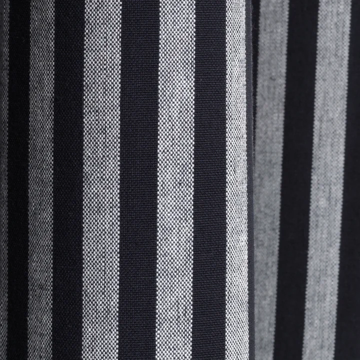 Chambray Duschvorhang von Ferm Living in Schwarz / Weiß gestreift