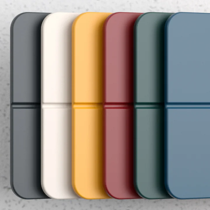 Der Umage - One More Look Spiegel in seinen verschiedenen Farben