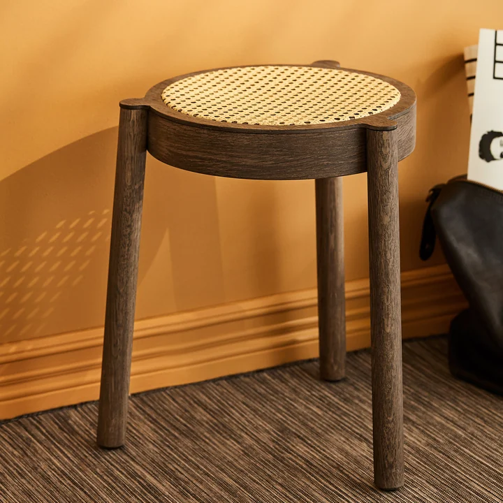 Pal Stapelhocker von Northern in Rohrgeflecht / eiche geräuchert