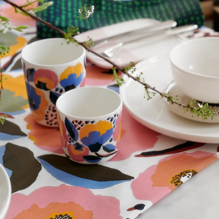 Oiva Rosarium Henkeltasse und Becher von Marimekko