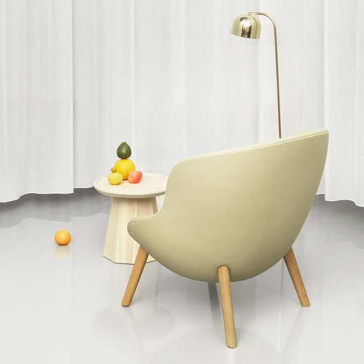 Hyg Lounge Chair Low von Normann Copenhagen - Eiche / grün (Synergy LDS23)