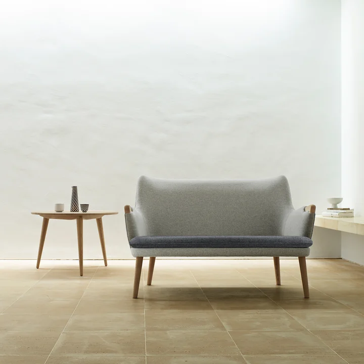 CH72 Sofa von Carl Hansen