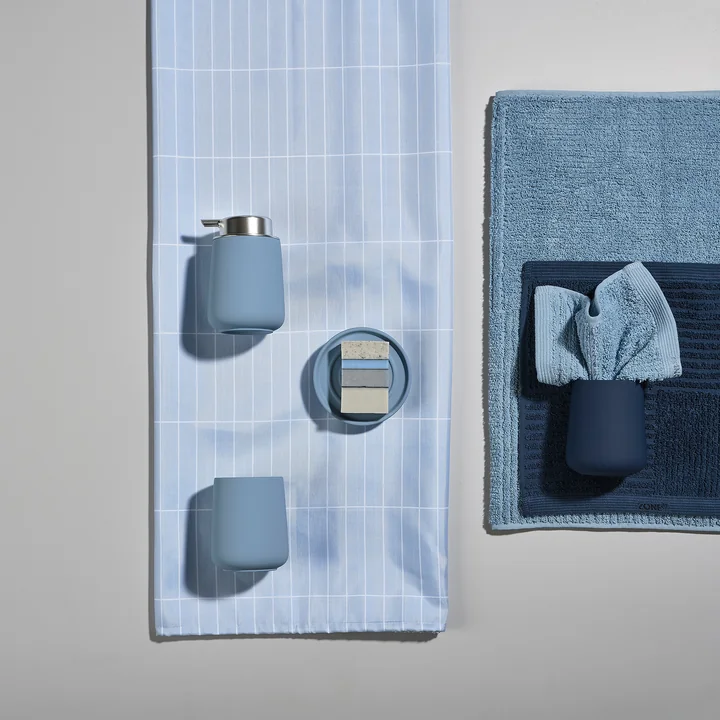 Nova Serie von Zone Denmark in blue fog