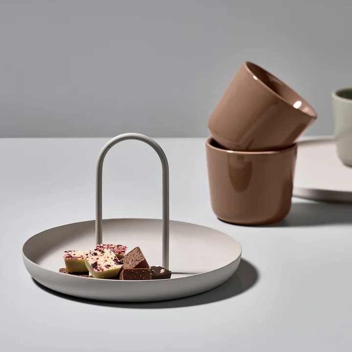 Singles Tablett und Thermotassen von Zone Denmark