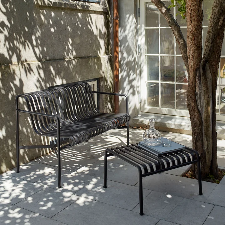 Palissade Dining Bench und Ottoman von HAY