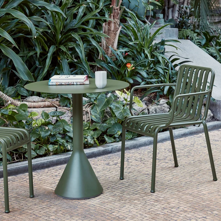 Palissade Cone Tisch von HAY