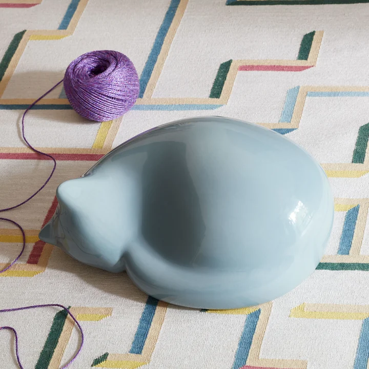 Resting Cat von Vitra in hellblau