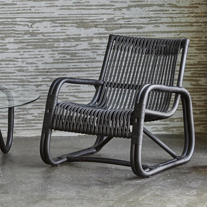 Curve Loungesessel Indoor, schwarz von Cane-line