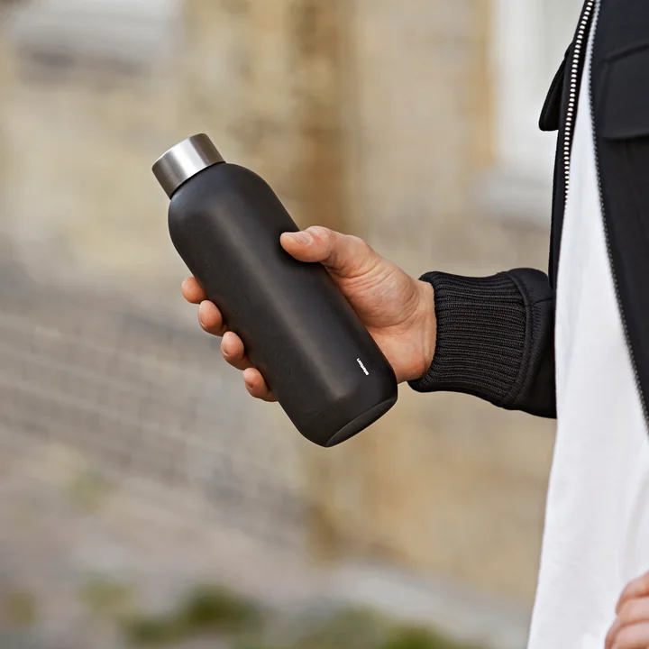 Keep Cool Trinkflasche von Stelton in schwarz