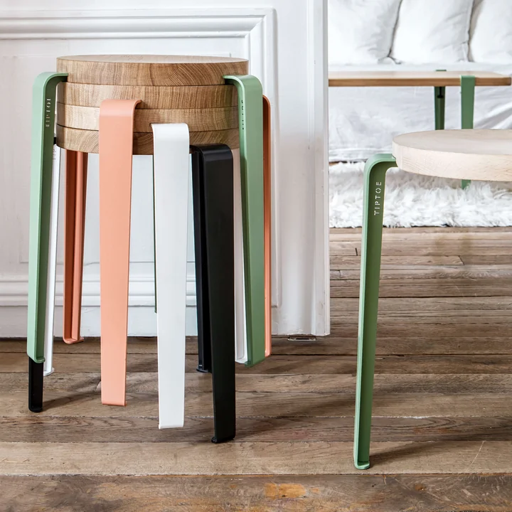 Der LOU Hocker Hocker, Eiche gestapelt