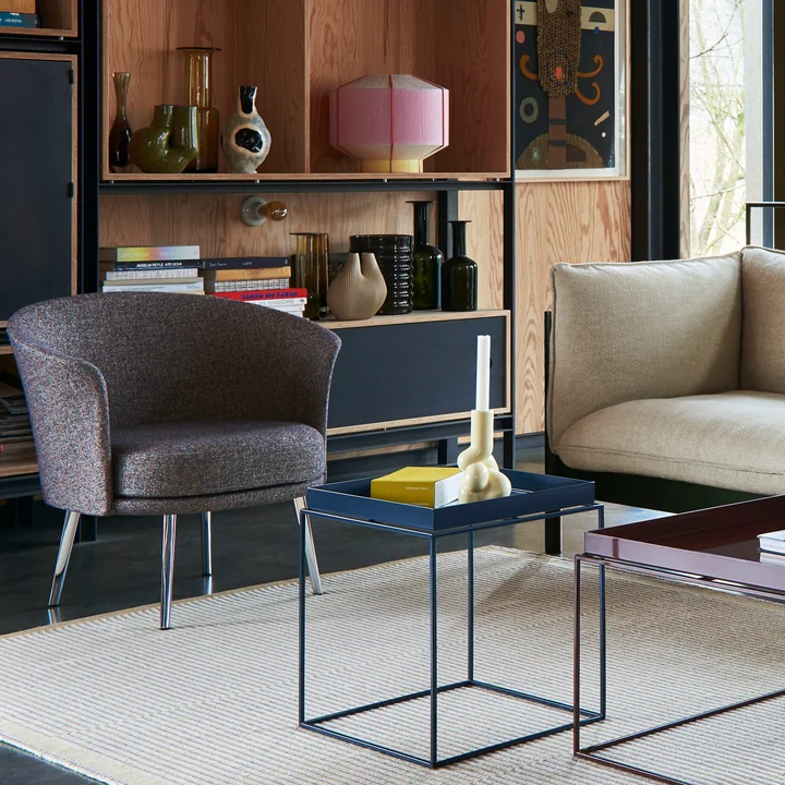 Der Bonbon Lampenschirm, Ø 38 x H 32 cm, ice cream von HAY in einem modernen Wohnzimmer im Regal