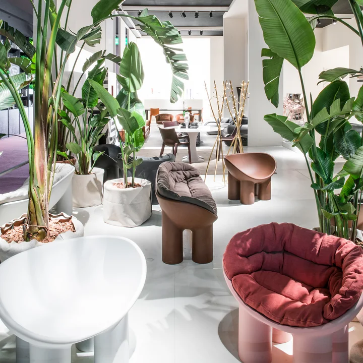 Roly Poly, Sofa und Armchair von Driade im Großstadt-Dschungel